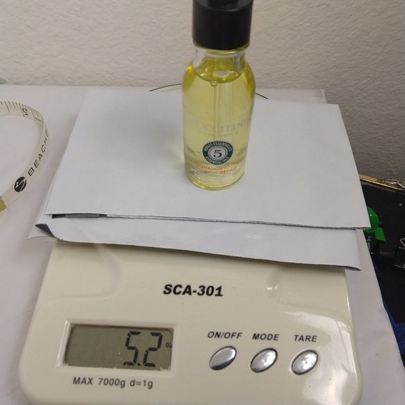 L'Occitane Aromachologie Intensive Repair Enriched Infused Oil for Hair 50ML - Picture 4 of 4